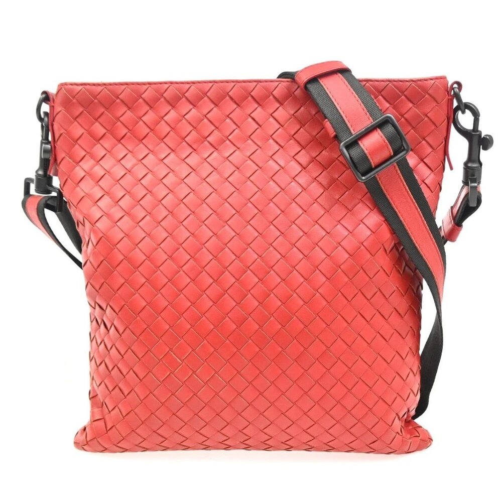 BOTTEGA VENETA Intrecciato Logo Messenger Crossbody Bag Leather Red